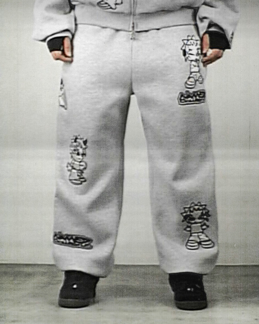 Baggy hot sale white sweatpants