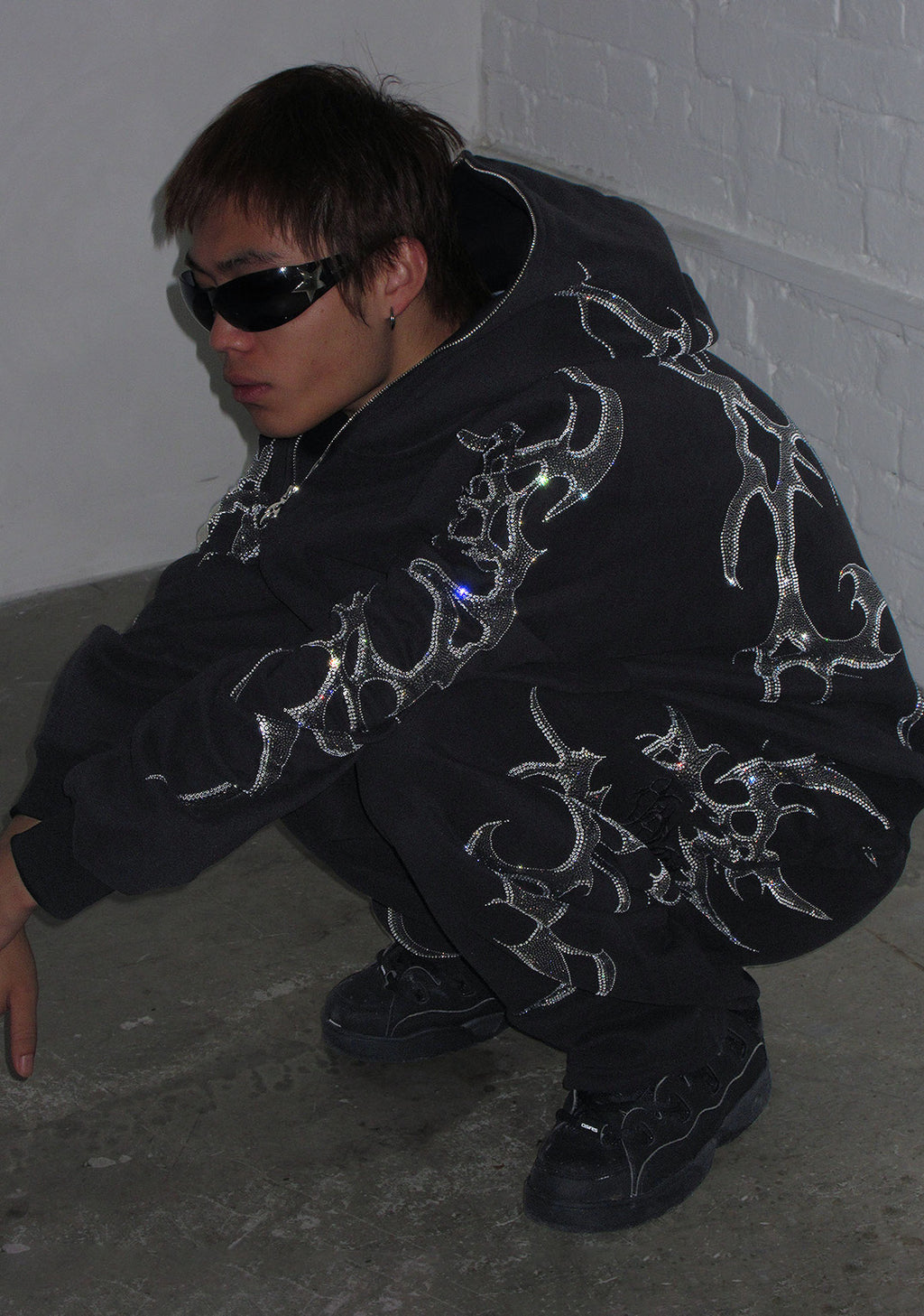 トップス NAMED COLLECTIVE CRASH RHINESTONE HOODIE Crash Rhinestone Zip Hoodie Black – NAMED COLLECTIVE®