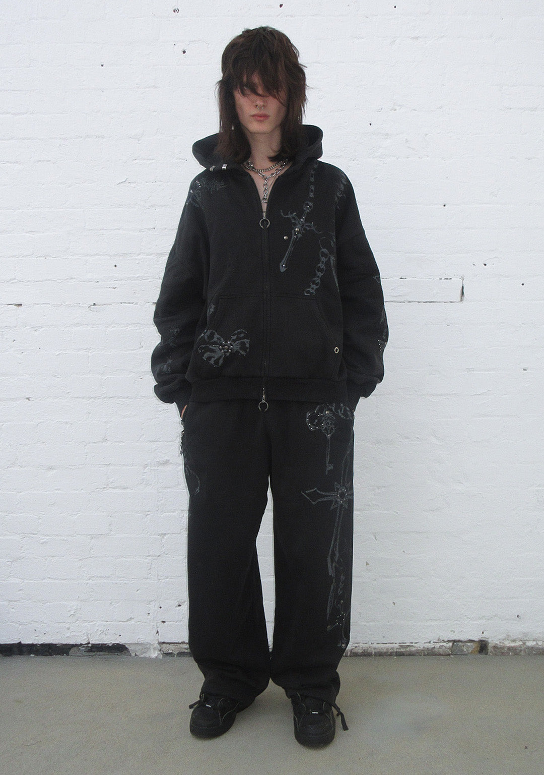 DESTROY STUDDED ZIP HOODIE BLACK VINTAGE WASH