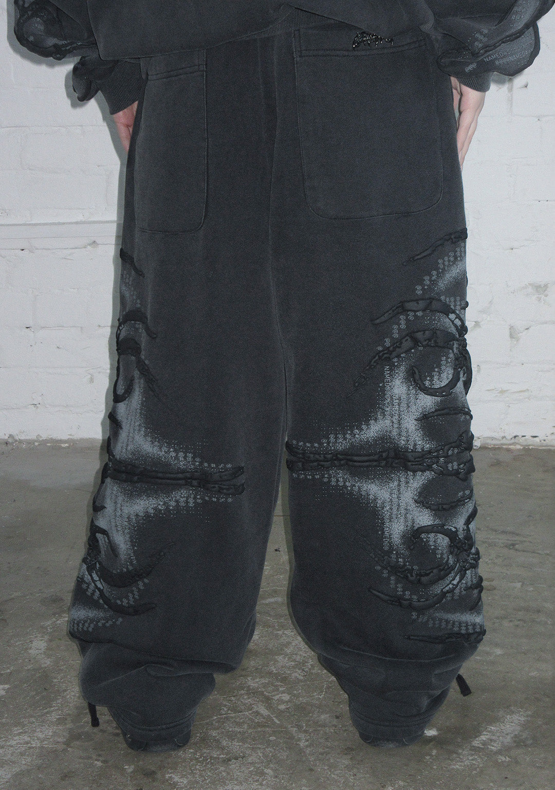 EUPHORIA PUFF PRINT OVERSIZED SWEATPANTS WASHED CHARCOAL