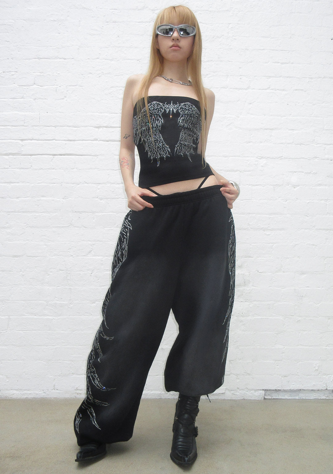 【年内まで】sweats collectiveスウェッツ黒パンツ Sweatpants & Joggers – NAMED COLLECTIVE®