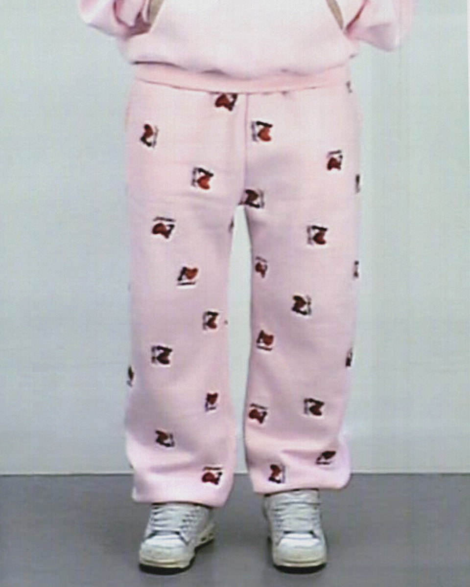 I <3 NAMED EMBROIDERED SWEATPANTS BABY PINK