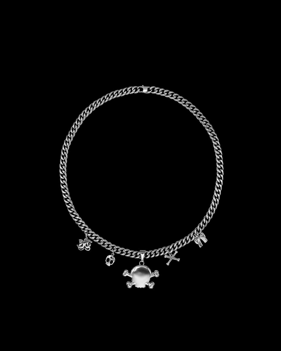 SKULL CHARMS CHAIN