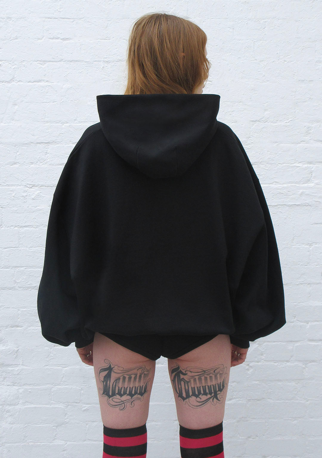 ACCEPTING TIPS GLITTER LOGO PULLOVER HOODIE BLACK