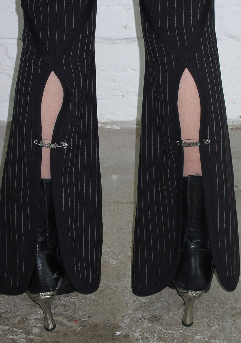 ALLURE FOLDOVER STRETCH SCULPT PANTS BLACK PINSTRIPE