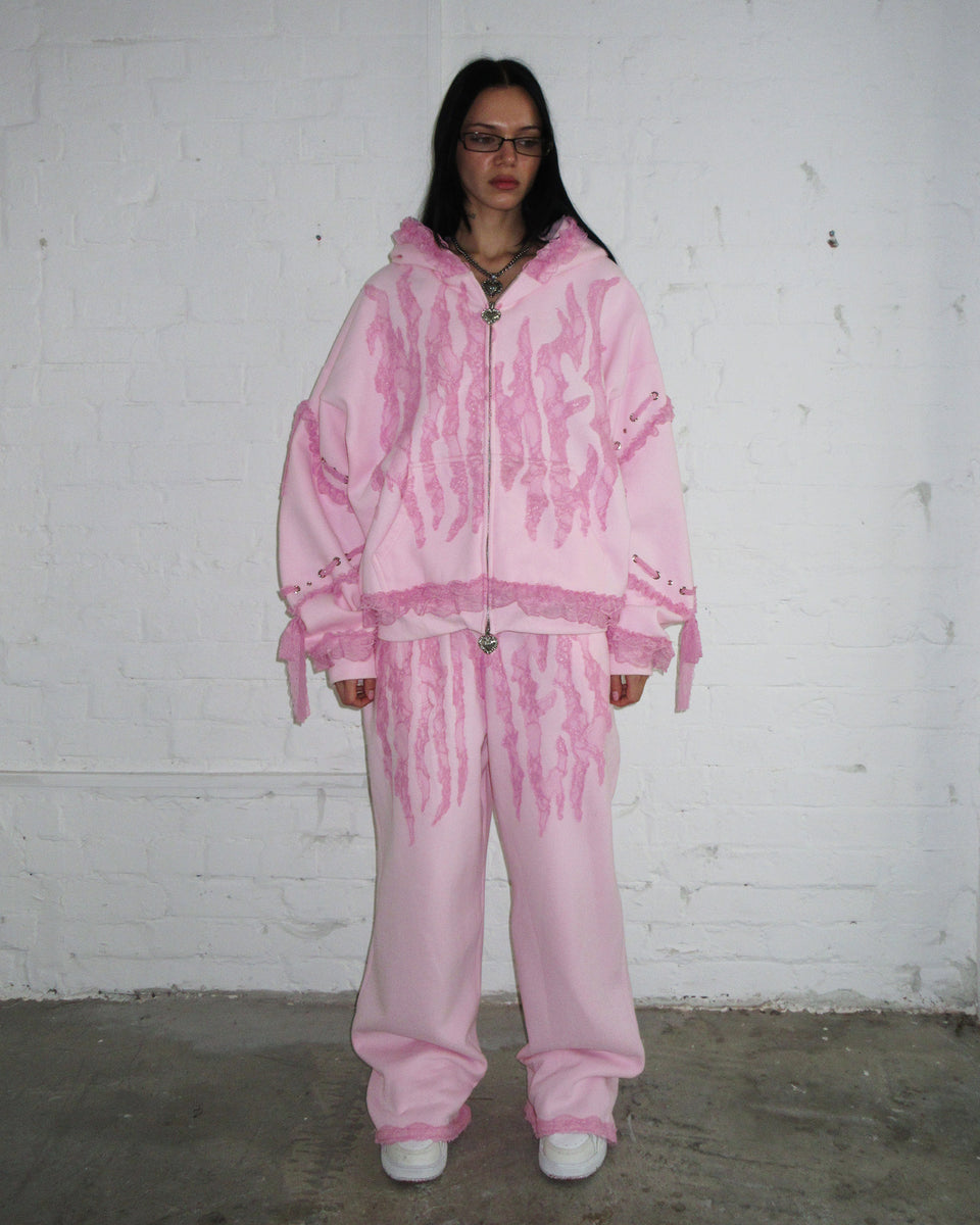 BAD ROMANCE LACE RIBBON OVERSIZED SWEATPANTS BABY PINK