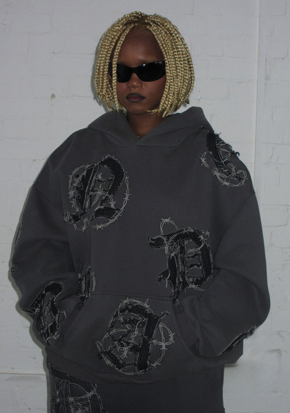 CHOKEHOLD HOODIE CHARCOAL