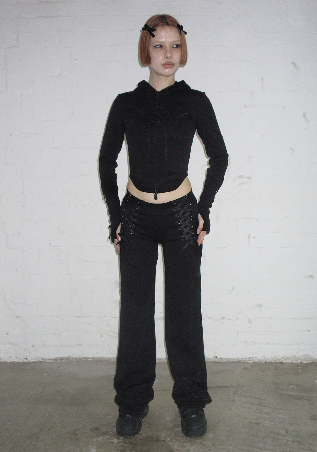 CONFESSIONS RIBBON SCULPT STRETCH ZIP HOODIE BLACK