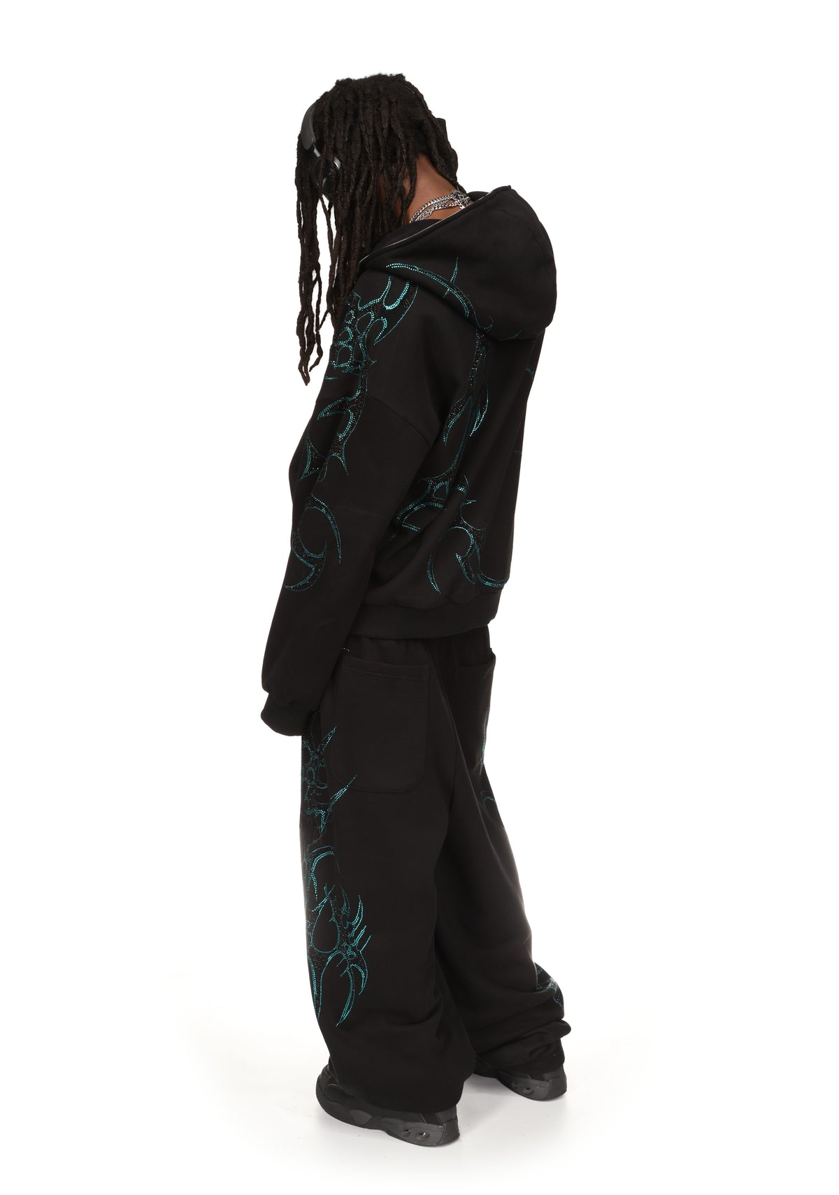 CRASH RHINESTONE OVERSIZED SWEATPANTS BLACK & BLUE