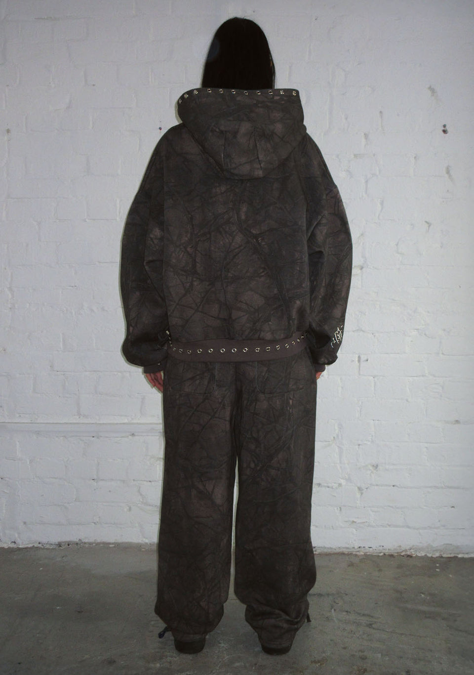 CURSE OVERSIZED SWEATPANTS TREE CAMO