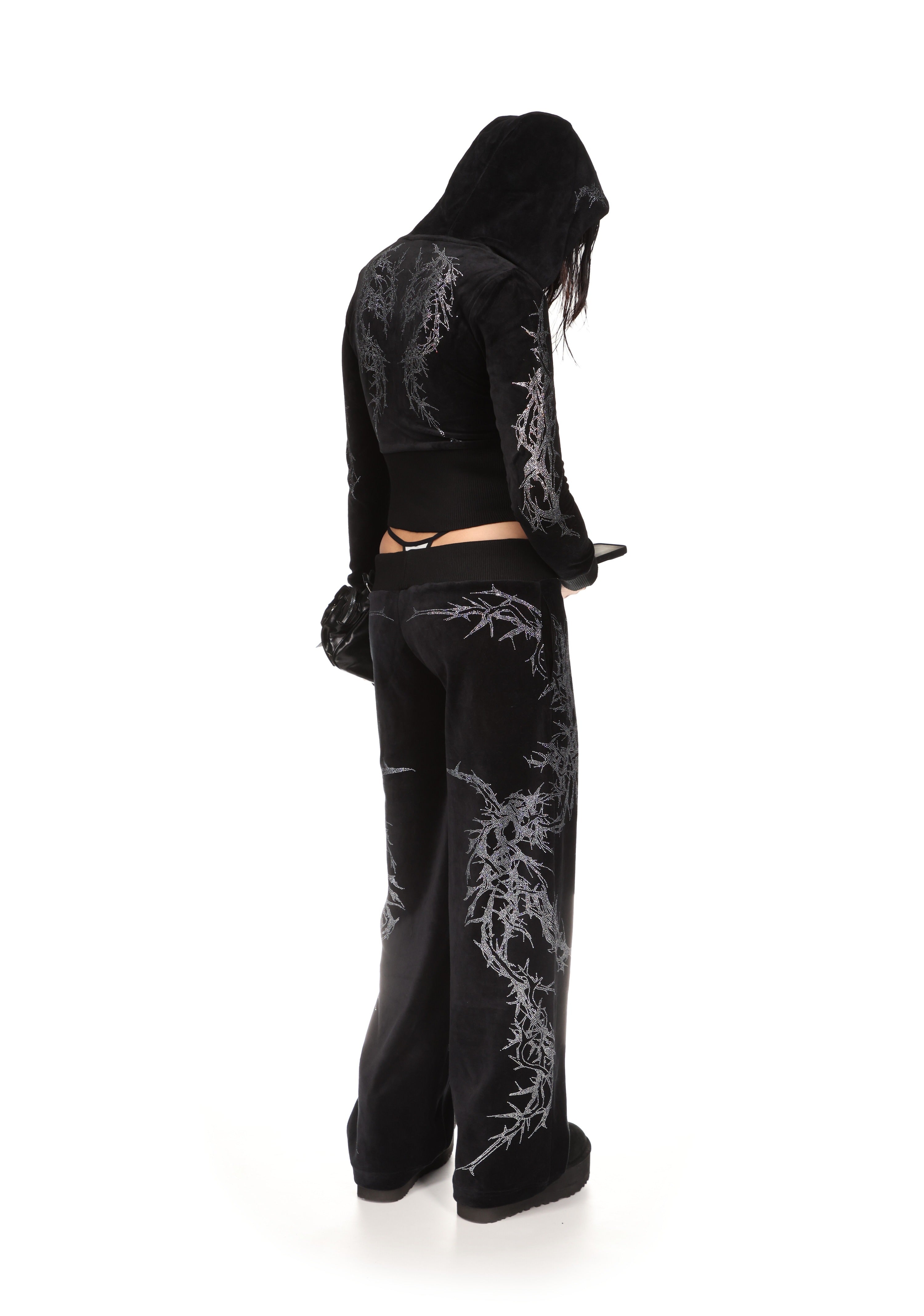Curse Rhinestone Velour Sweatpants Black – NAMED COLLECTIVE®