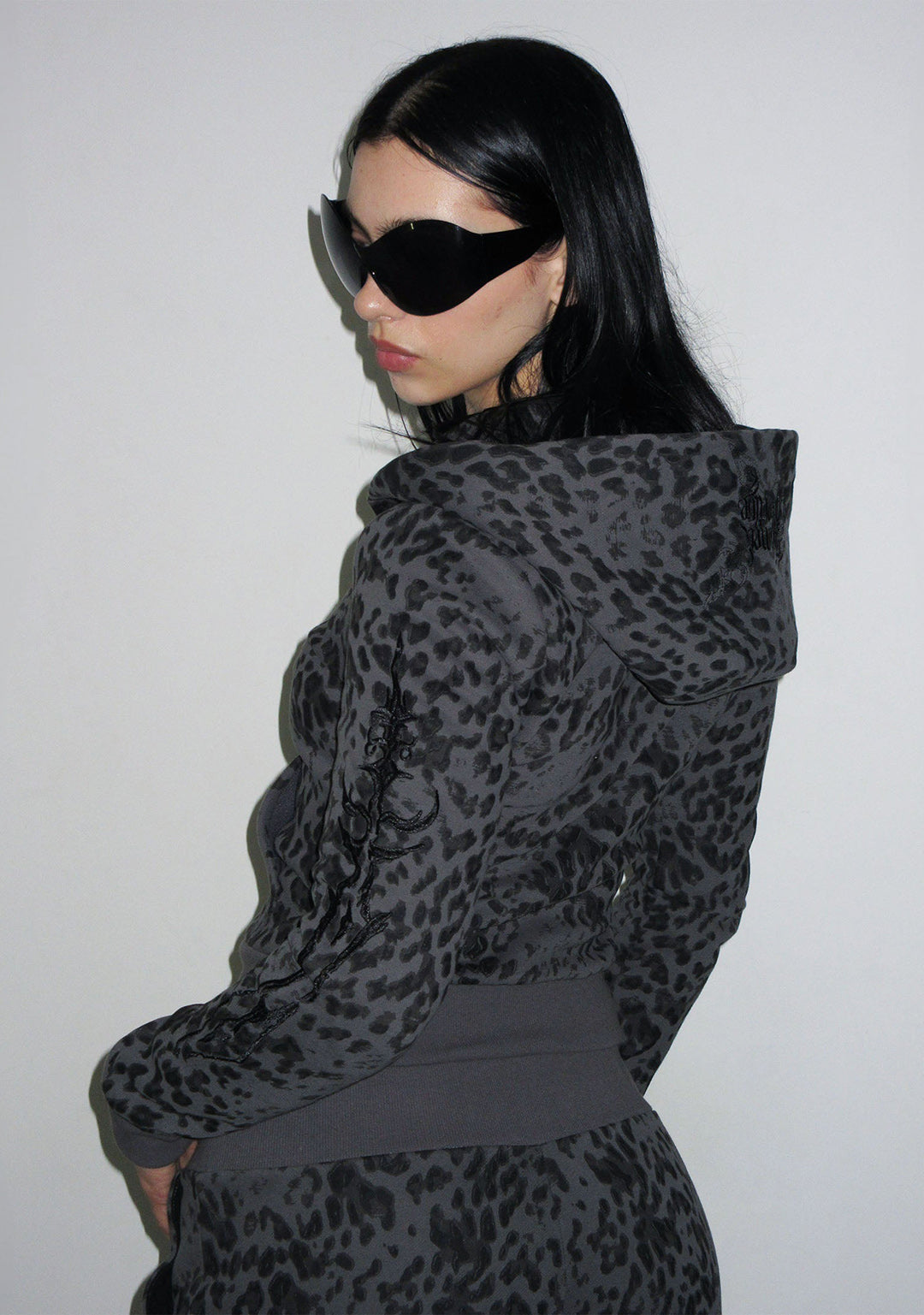 DAGGERS FITTED ZIP HOODIE NIGHT LEOPARD