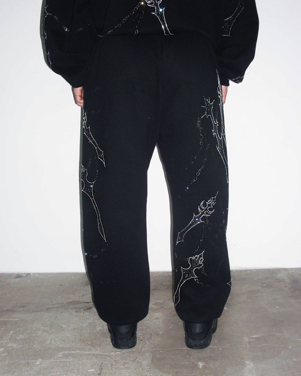 DAGGERS RHINESTONE SWEATPANTS BLACK