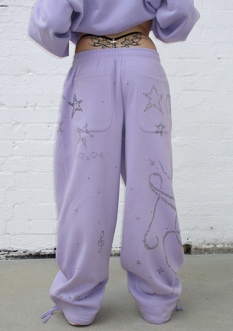 DREAMER RHINESTONE TEDDY OVERSIZED SWEATPANTS LILAC
