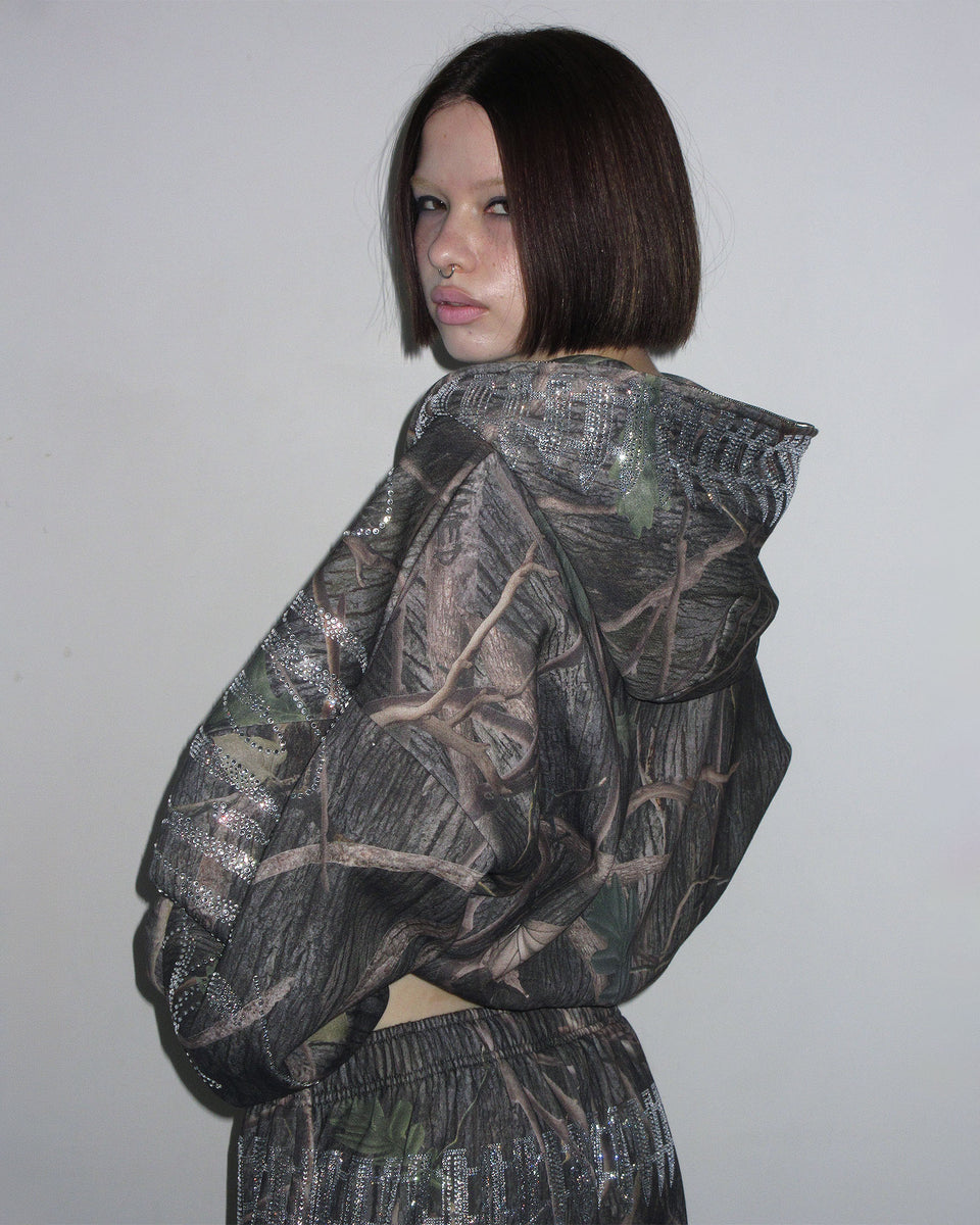 ENEMY RHINESTONE CROP ZIP HOODIE TREE CAMO