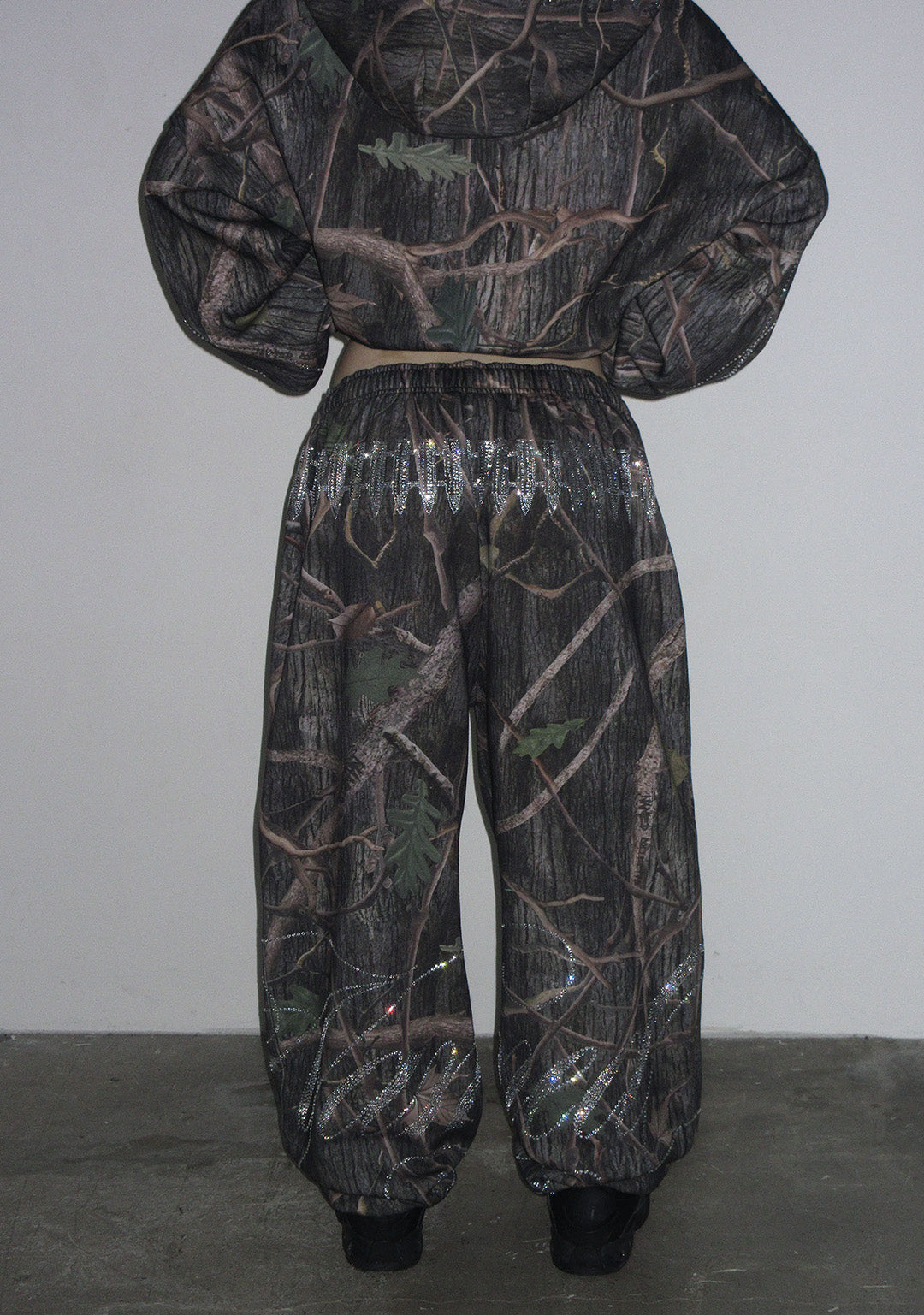 ENEMY RHINESTONE SWEATPANTS TREE CAMO