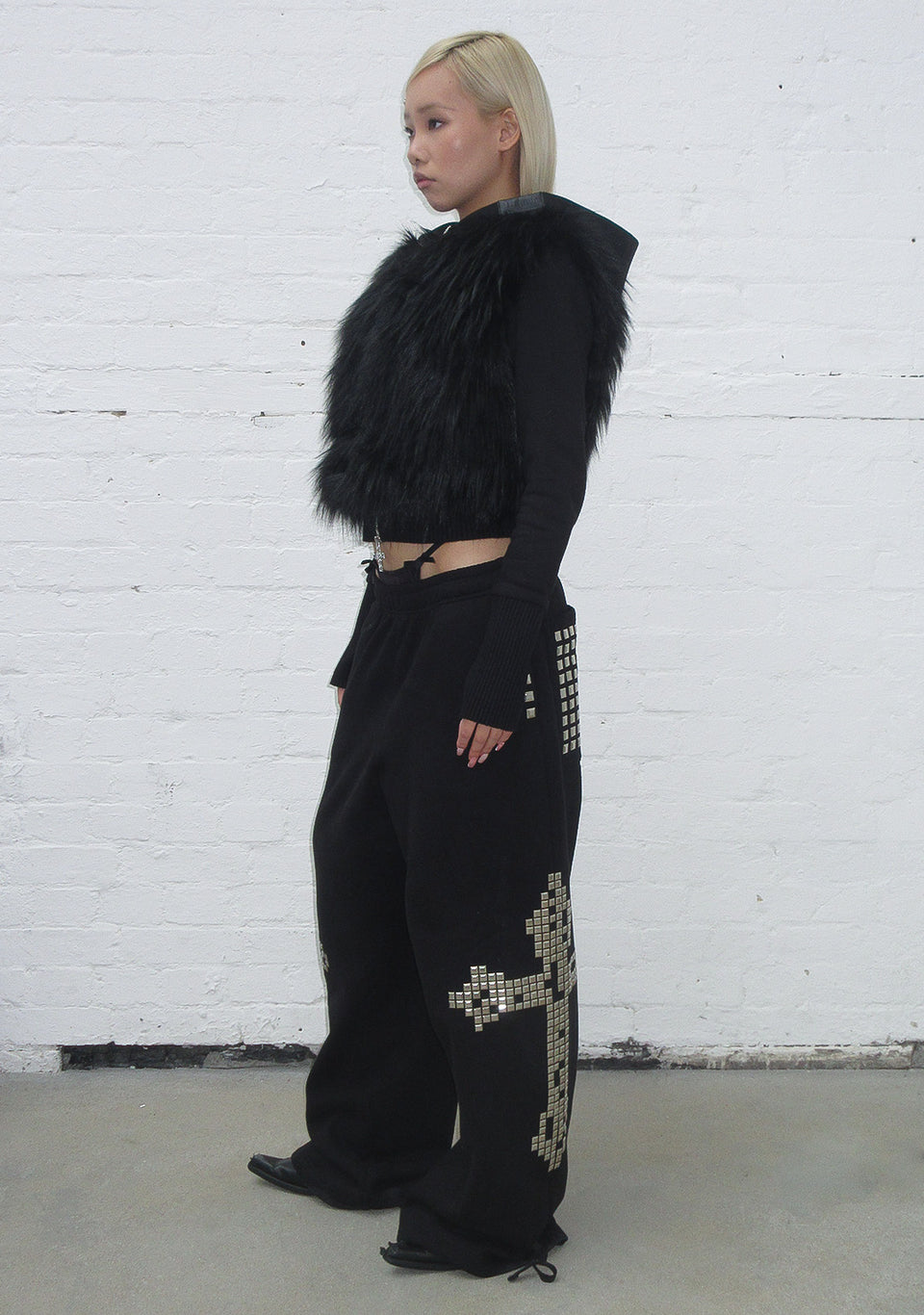 FAITHFUL STUDDED OVERSIZED SWEATPANTS BLACK