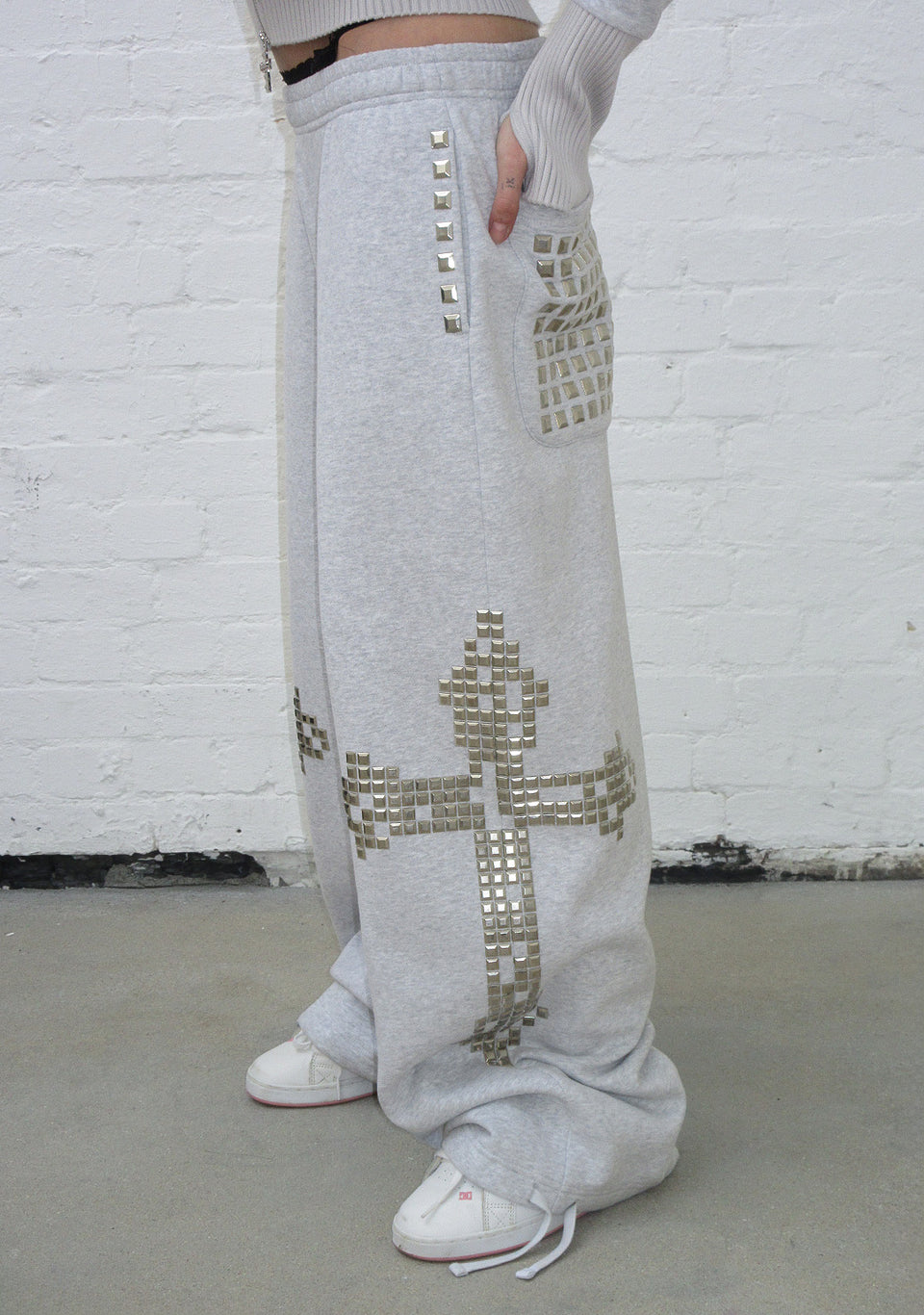 FAITHFUL STUDDED OVERSIZED SWEATPANTS GREY MARL