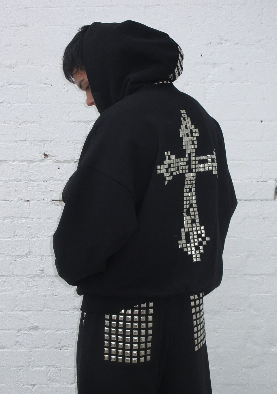 FAITHFUL STUDDED ZIP HOODIE BLACK