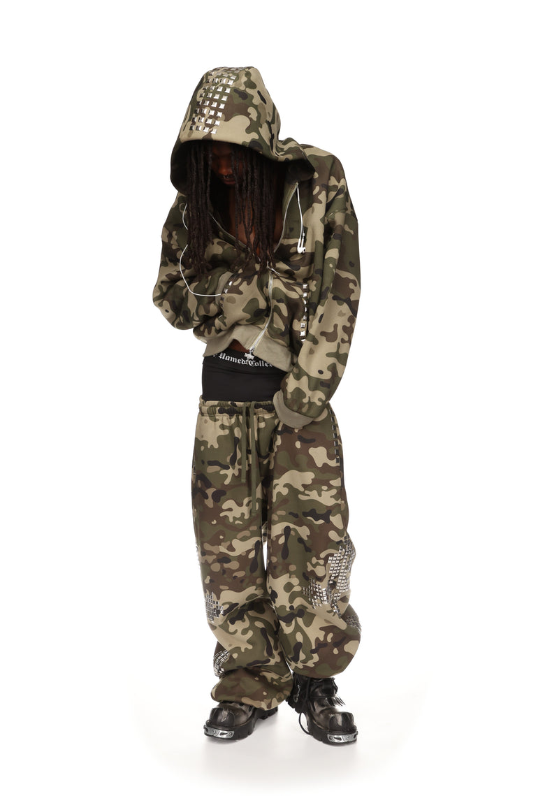 FAITHFUL STUDDED OVERSIZED SWEATPANTS CAMO