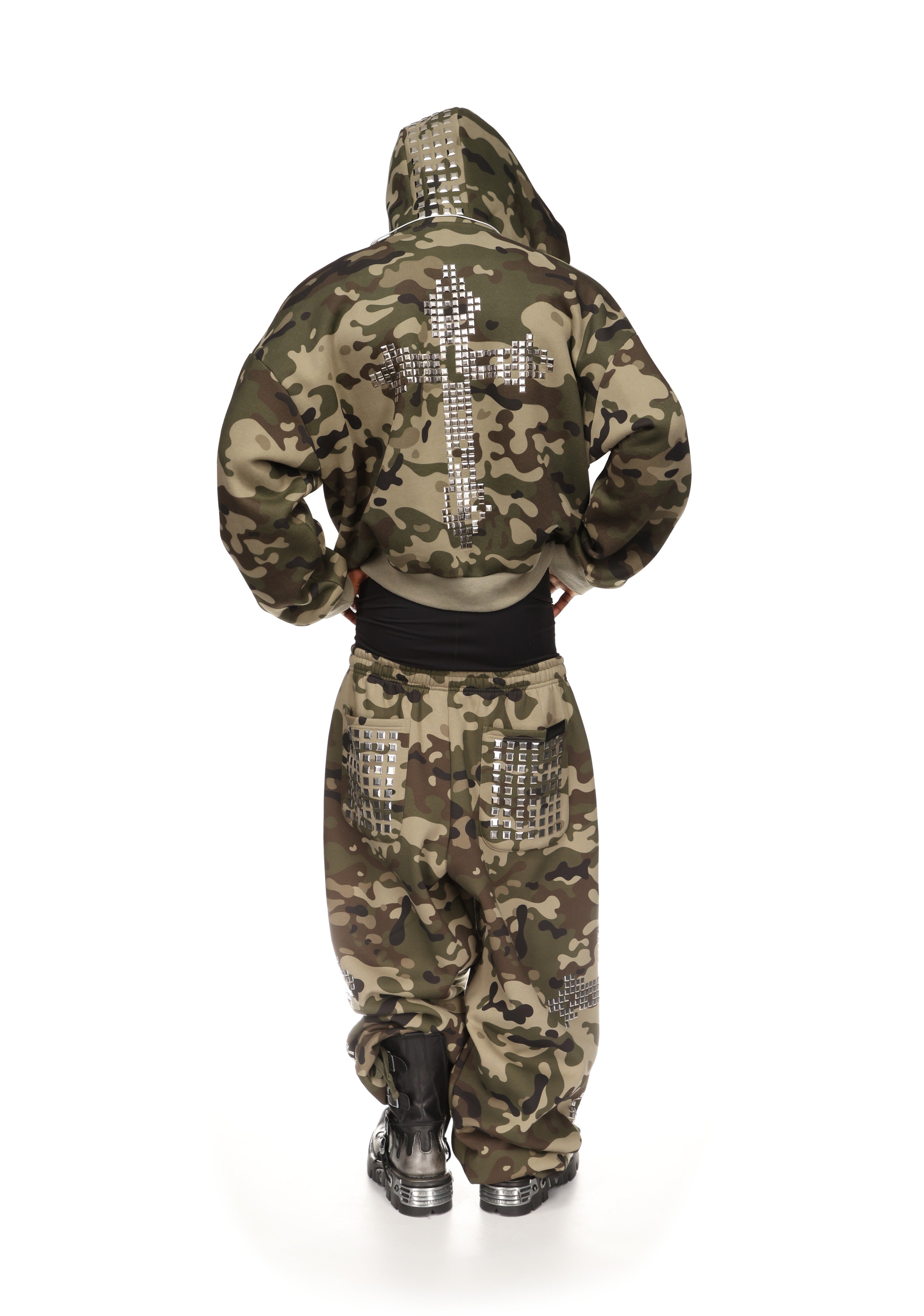 Faithful Studded Zip Hoodie Camo – NAMED COLLECTIVE®