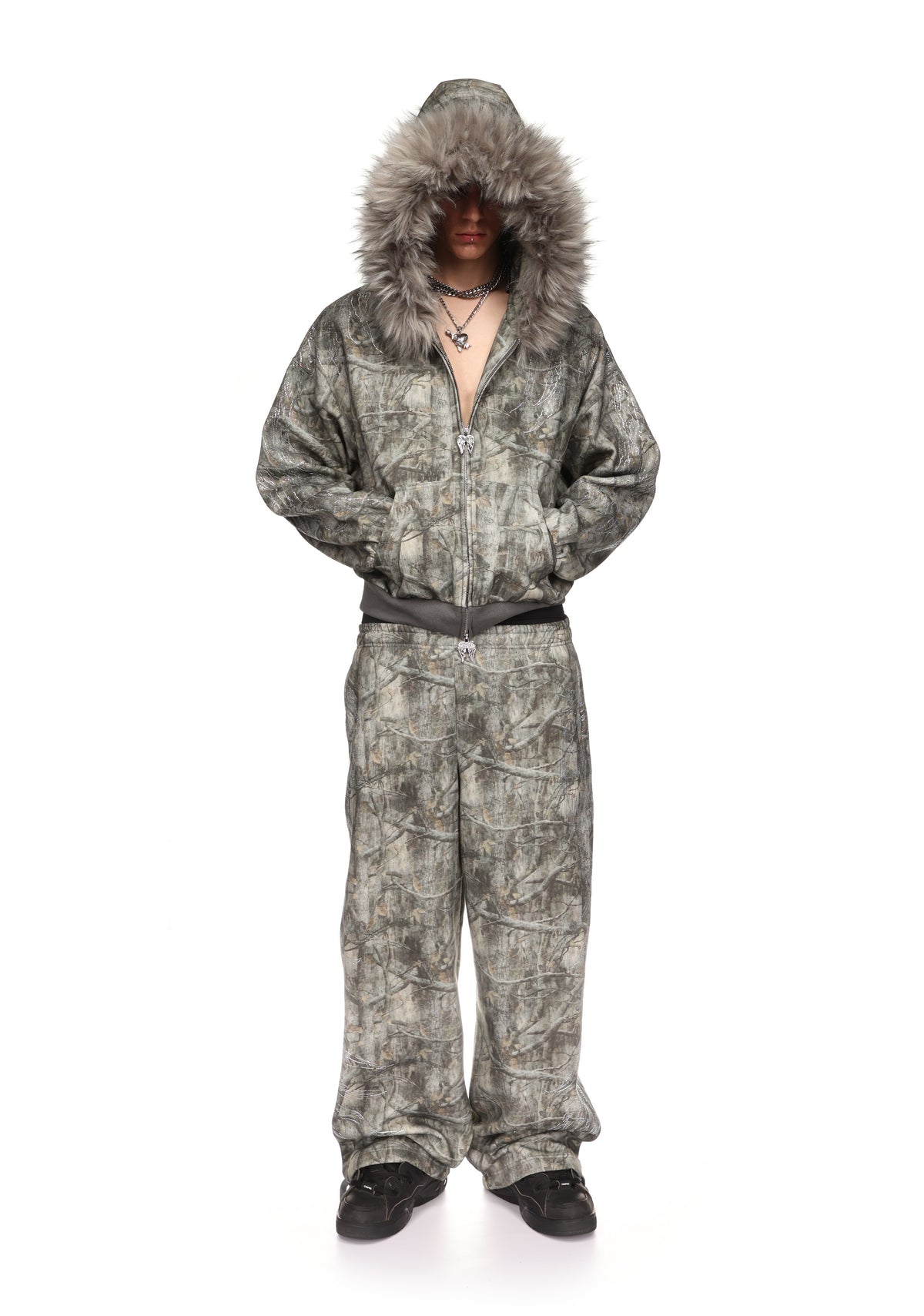 FALLEN FAUX FUR ZIP HOODIE TREE CAMO (DETACHABLE FUR)