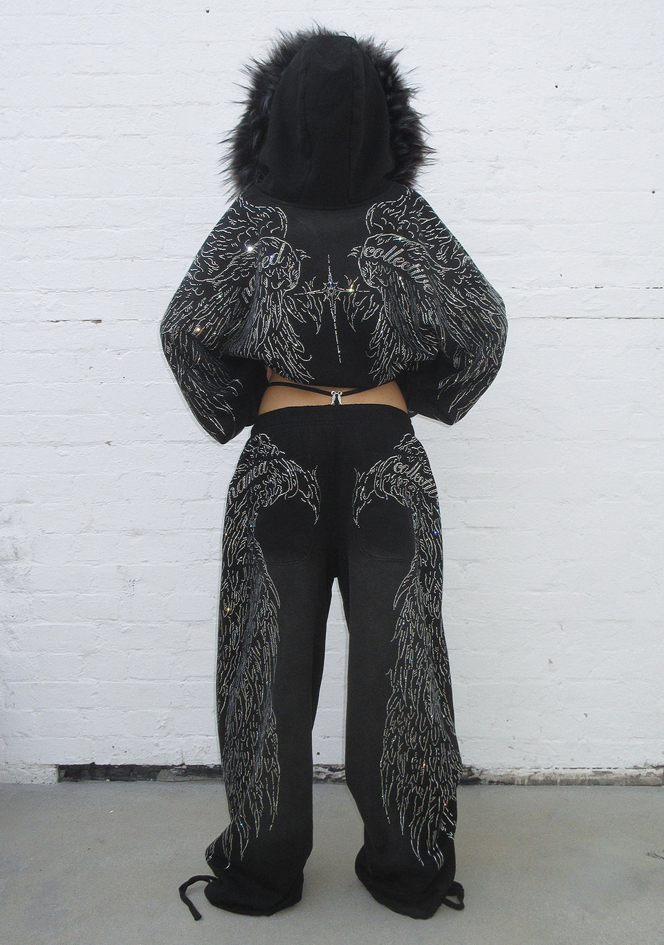 FALLEN RHINESTONE OVERSIZED SWEATPANTS WASHED BLACK