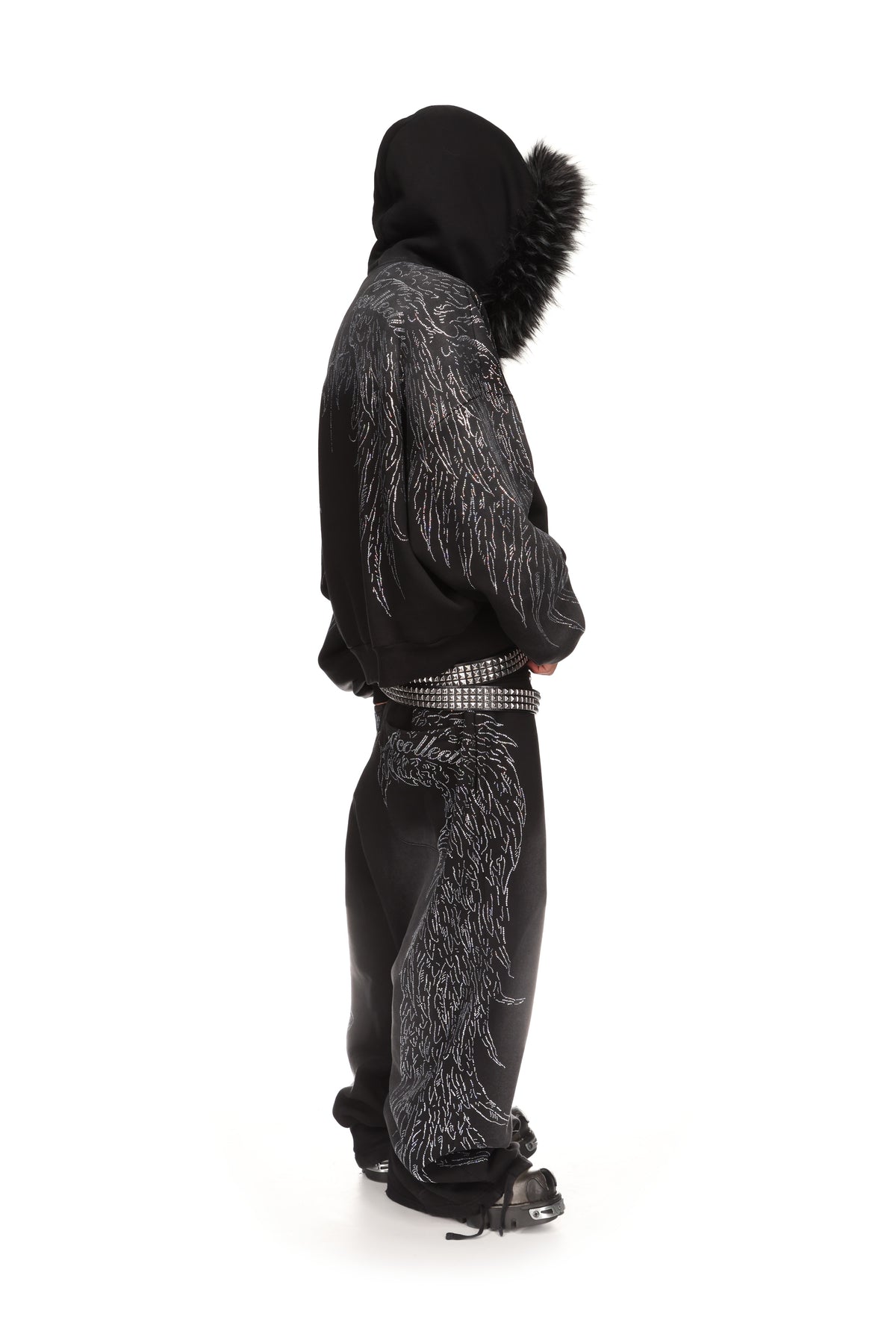 FALLEN RHINESTONE OVERSIZED SWEATPANTS WASHED BLACK