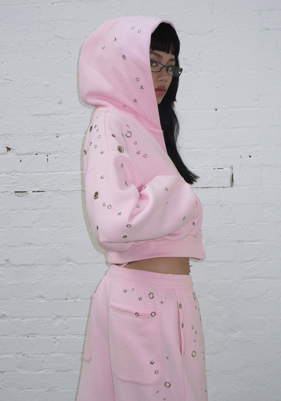 GLITCH EYELET CROP ZIP HOODIE BABY PINK