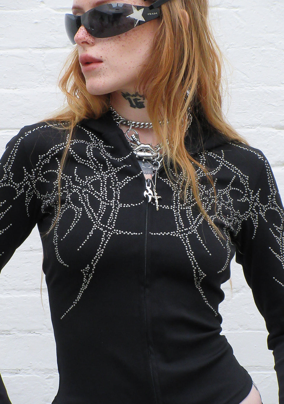 HAUNT STUDDED SCULPT STRETCH ZIP HOODIE BLACK