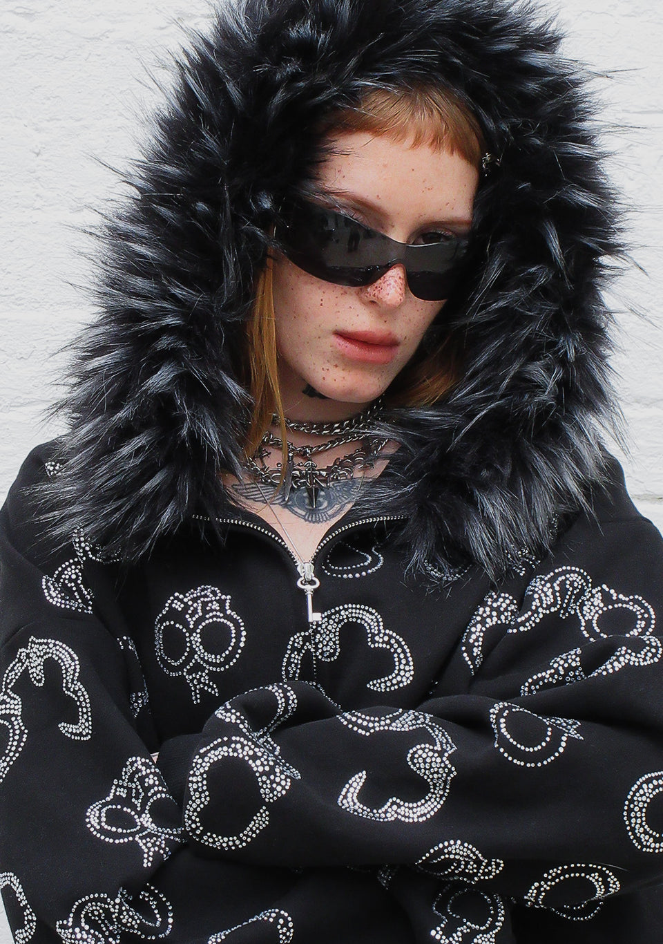 HEIST FAUX FUR RHINESTONE CUFF ZIP HOODIE BLACK (DETACHABLE FUR)