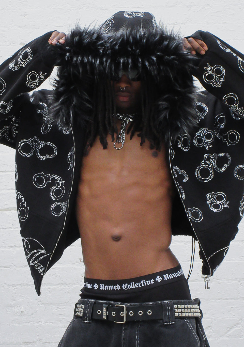 HEIST FAUX FUR RHINESTONE CUFF ZIP HOODIE BLACK (DETACHABLE FUR)