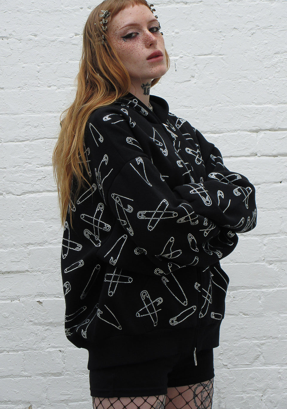 HEIST RHINESTONE SAFETY PIN ZIP HOODIE BLACK