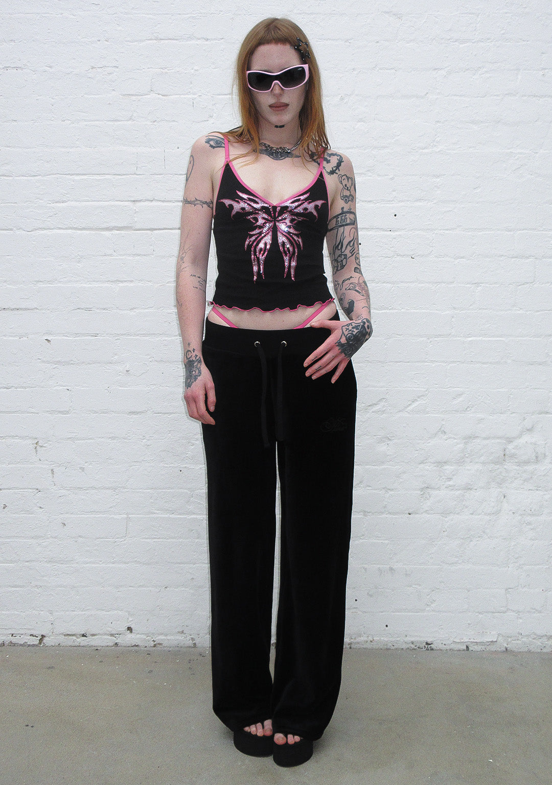 IDOL RHINESTONE FITTED CAMI TOP BLACK