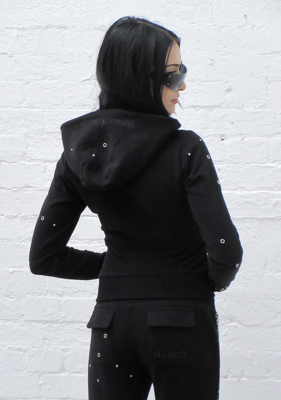 KNIGHT STUDDED FITTED HOODIE BLACK