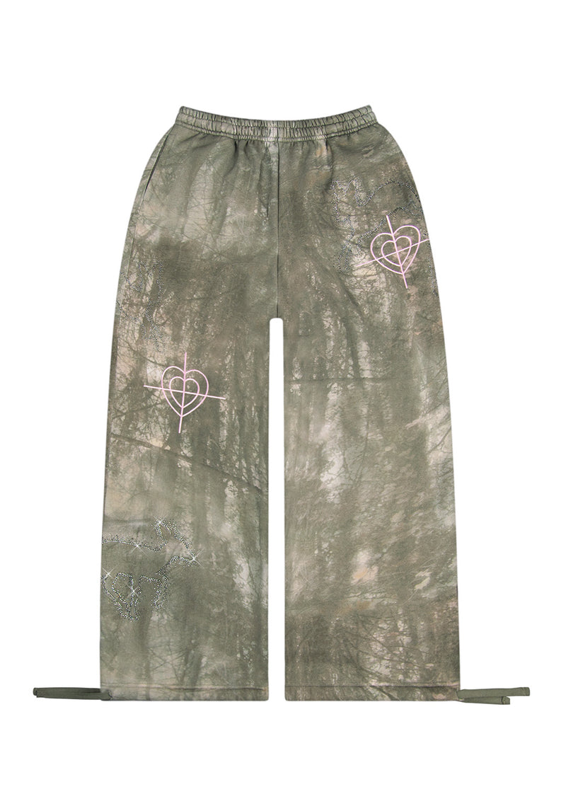 LOVESTRUCK RHINESTONE OVERSIZED SWEATPANTS CAMO