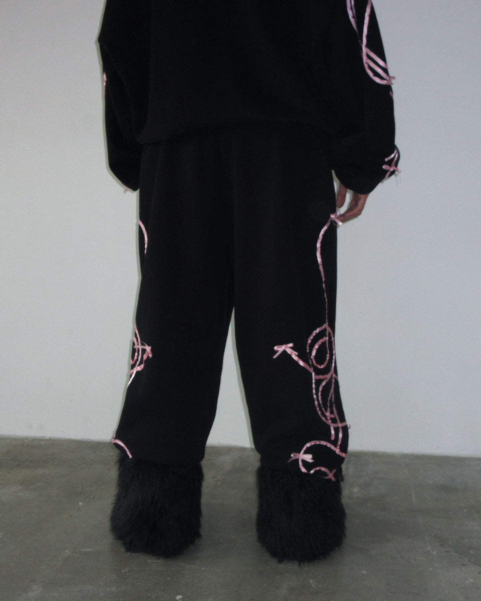 LUST RIBBON SWEATPANTS BLACK