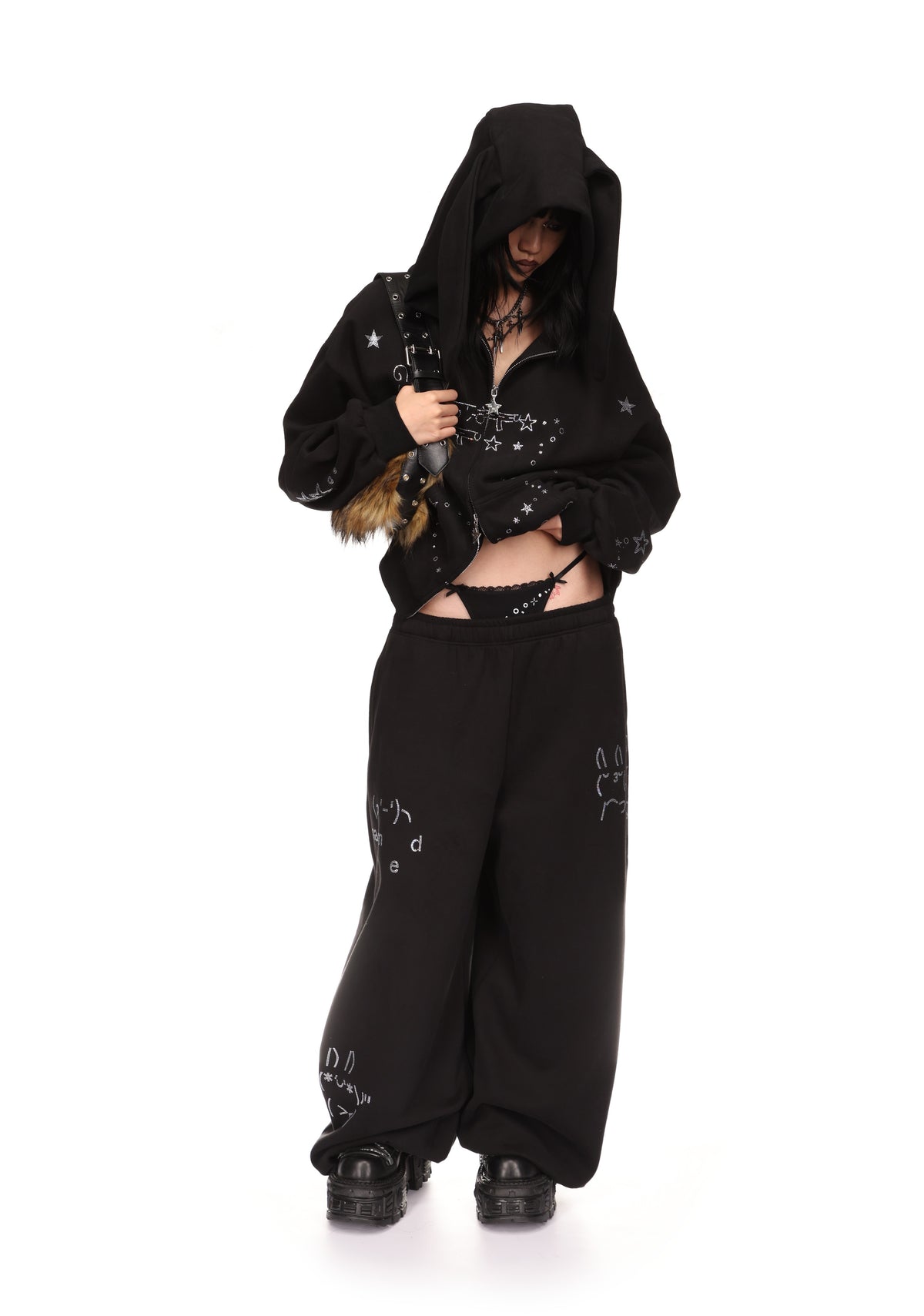 MALFUNCTION RHINESTONE OVERSIZED SWEATPANTS BLACK