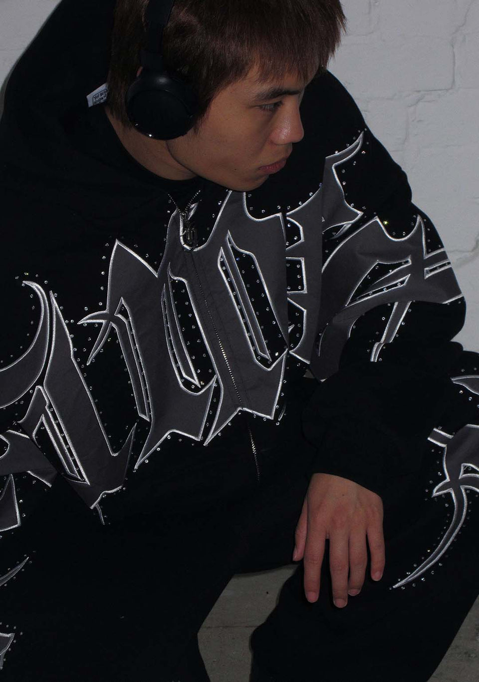 MONSTER RHINESTONE ZIP HOODIE BLACK