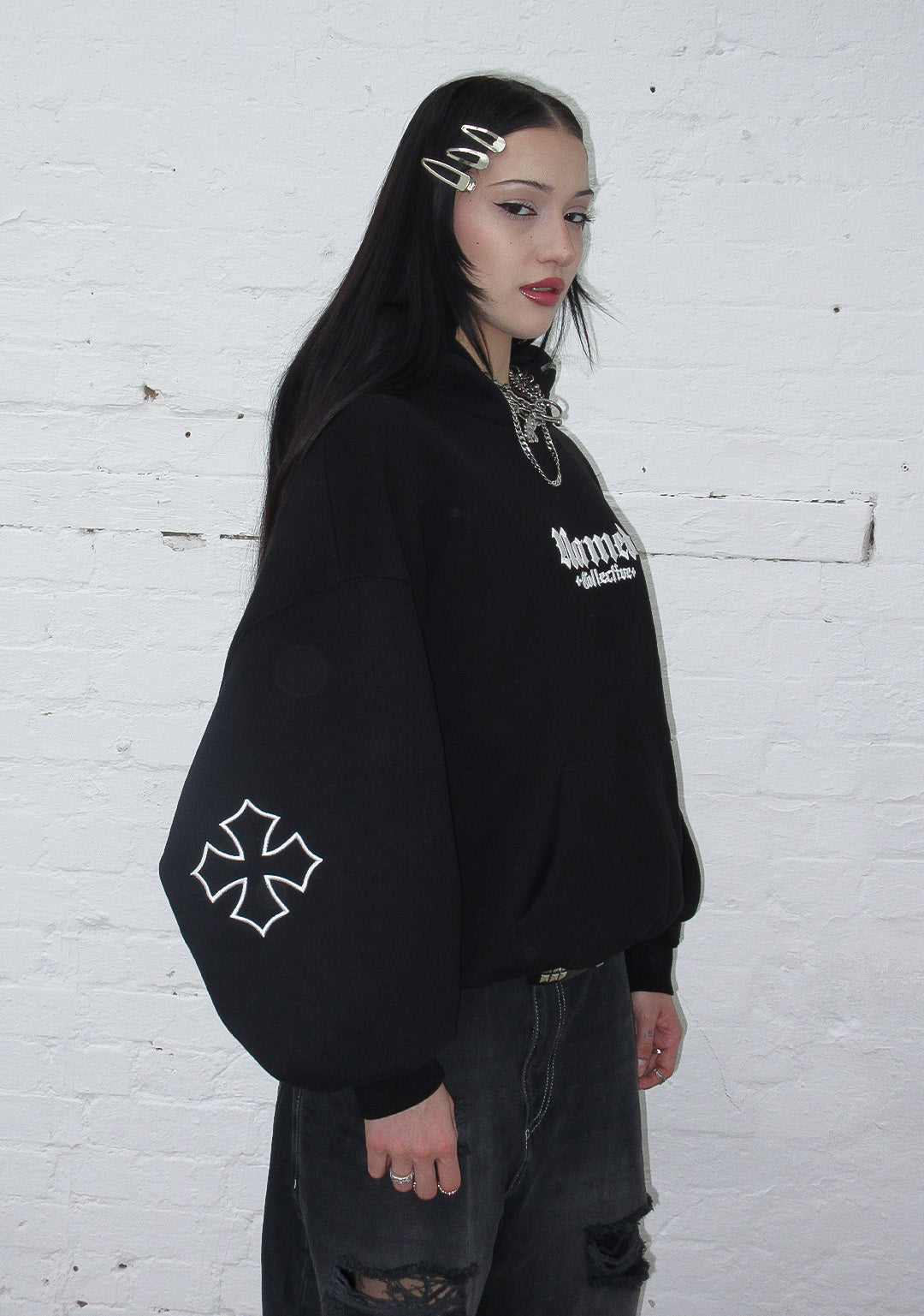 NAMED CLASSICS LOGO PULLOVER HOODIE BLACK