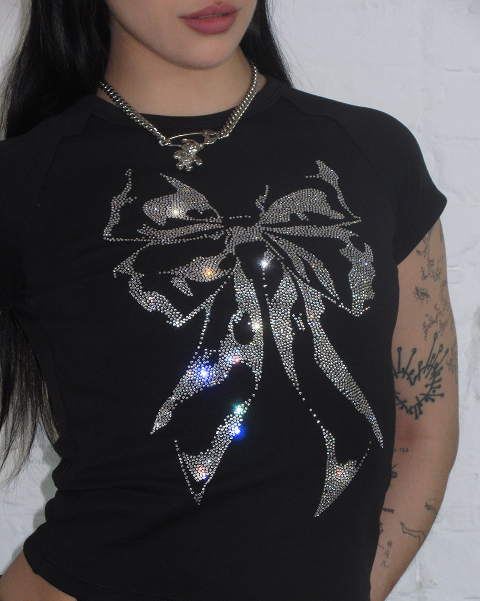 NOCTURNAL RHINESTONE BOW BABY TEE BLACK