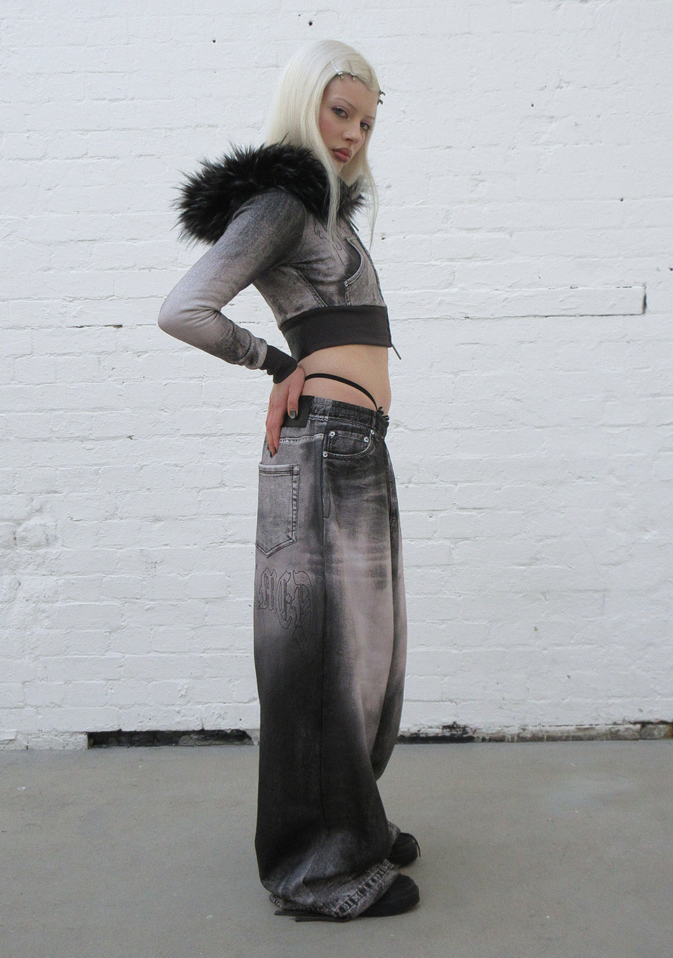 OFF GRID FAUX FUR DENIM EFFECT FITTED ZIP HOODIE WASHED BLACK (DETACHABLE FUR)