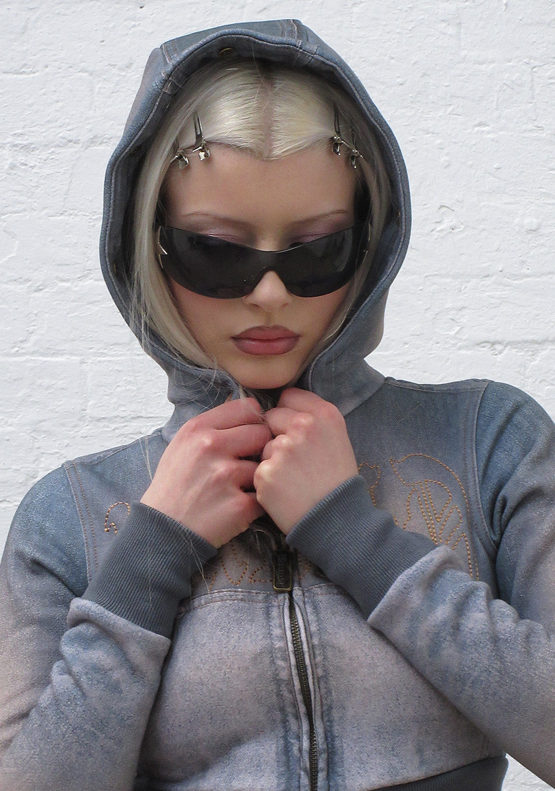 OFF GRID FAUX FUR DENIM EFFECT FITTED ZIP HOODIE WASHED BLUE (DETACHABLE FUR)