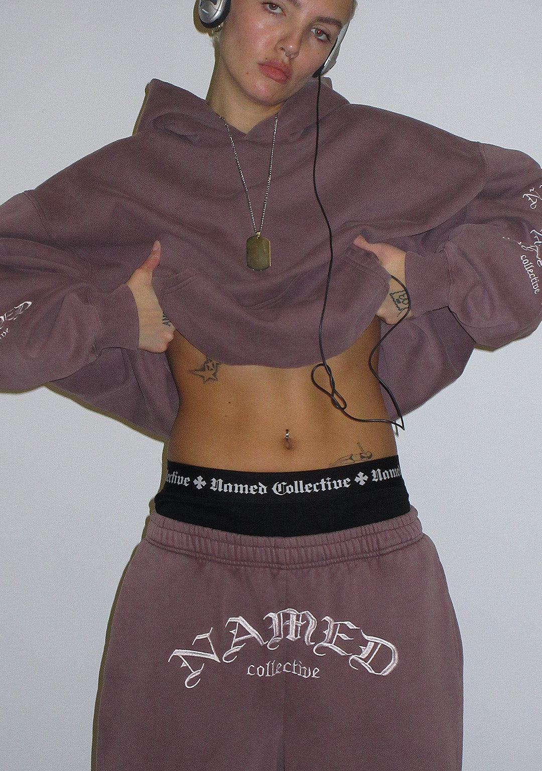 OLD ENGLISH OVERSIZED SWEATPANTS WASHED MAUVE