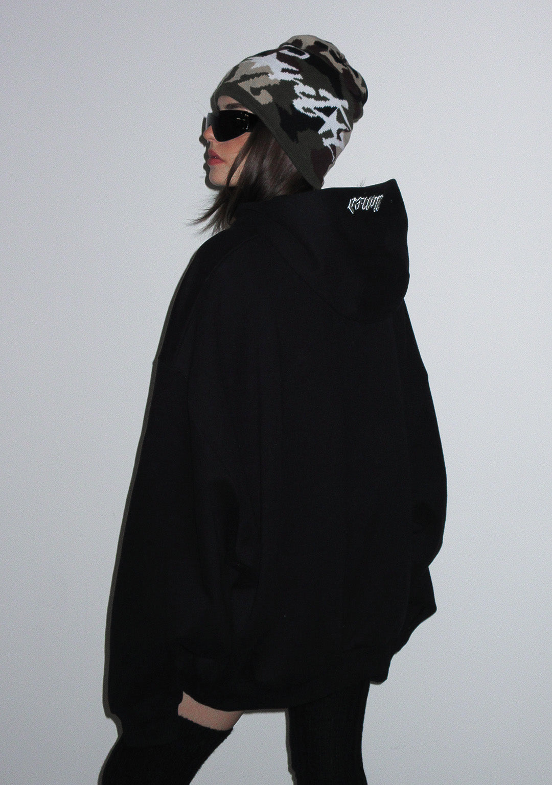 PRAY FOR ME RHINESTONE PULLOVER HOODIE BLACK