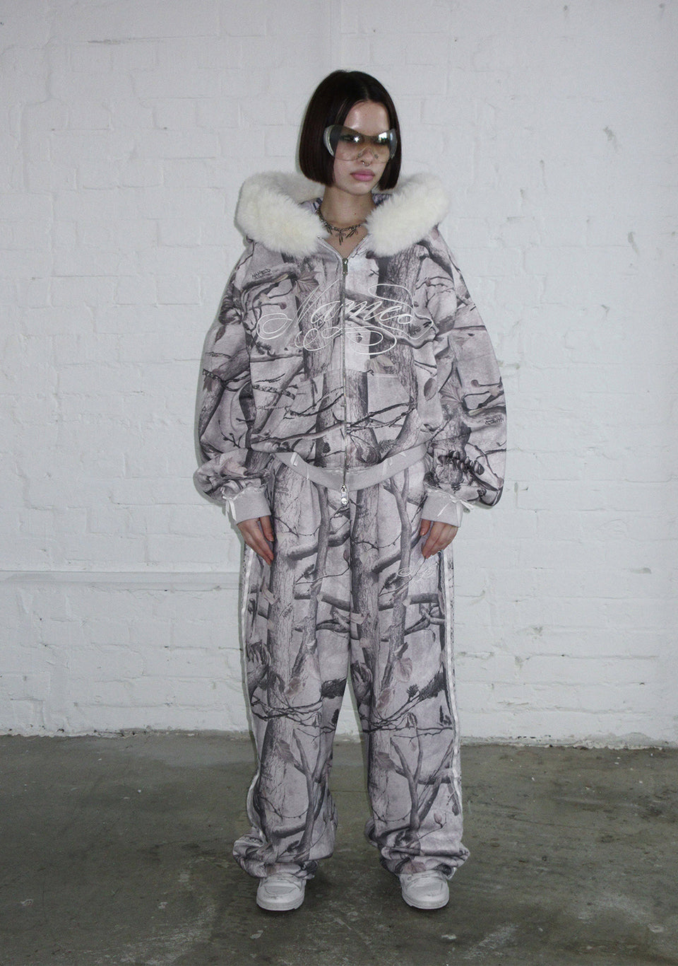 PREY FAUX FUR ZIP HOODIE CHALK CAMO