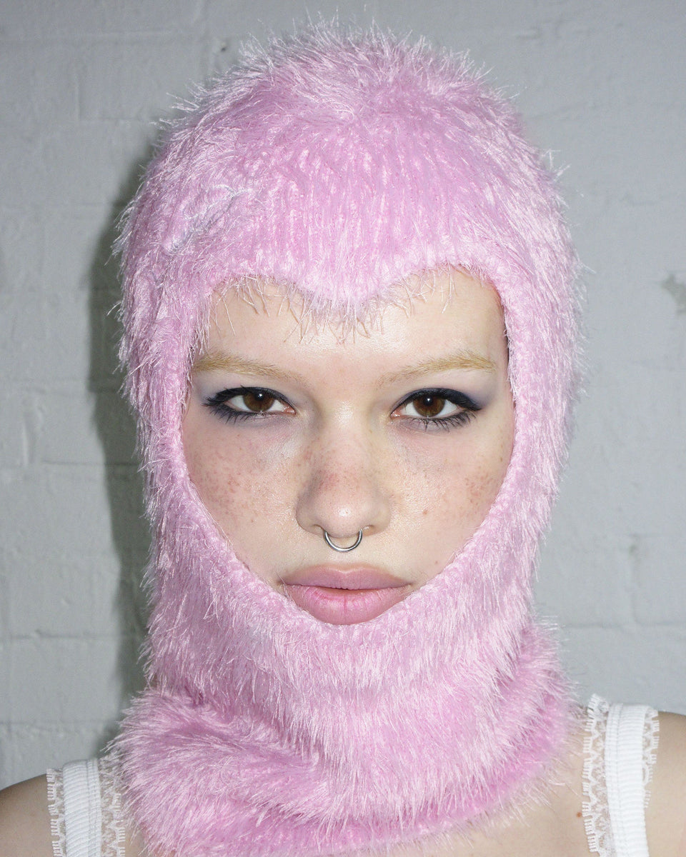 PREY FLUFFY KNIT HEART BALACLAVA BABY PINK