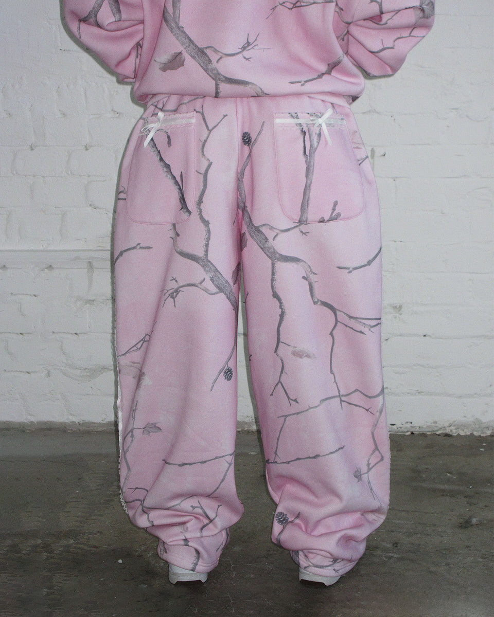 PREY OVERSIZED SWEATPANTS PINK CAMO