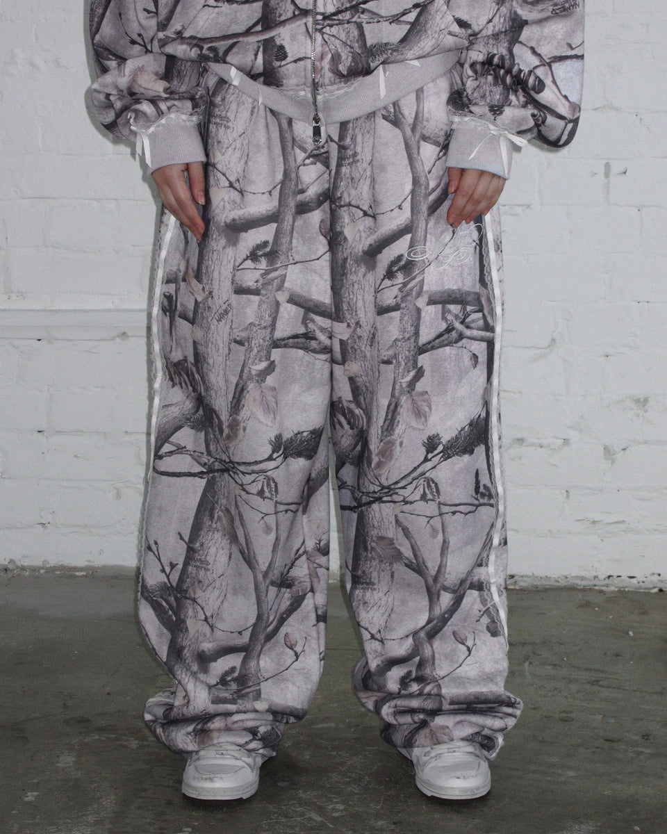 PREY OVERSIZED SWEATPANTS SNOW CAMO