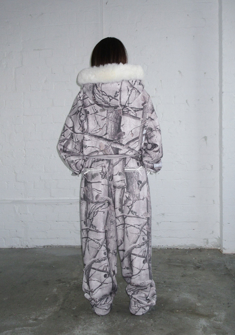PREY OVERSIZED SWEATPANTS SNOW